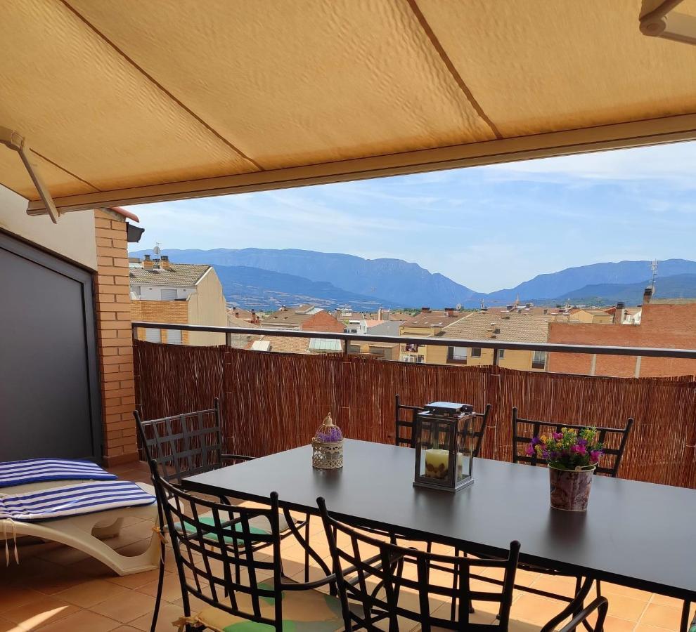Acogedor Atico Duplex En Tremp Apartment Exterior photo
